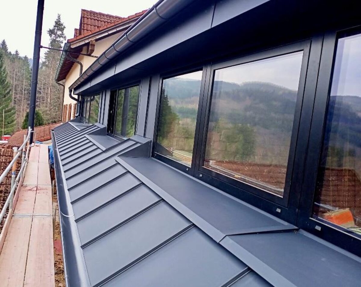 Titanyum Çinko Kenet Çatı Villa Uygulaması İstanbul