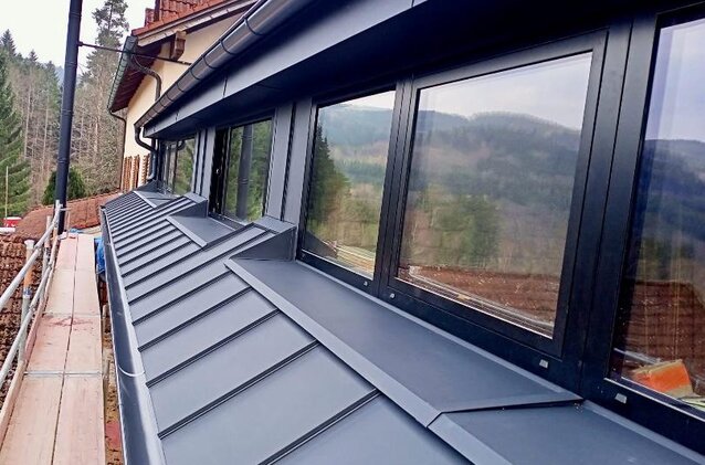 Titanyum Çinko Kenet Çatı Villa Uygulaması İstanbul